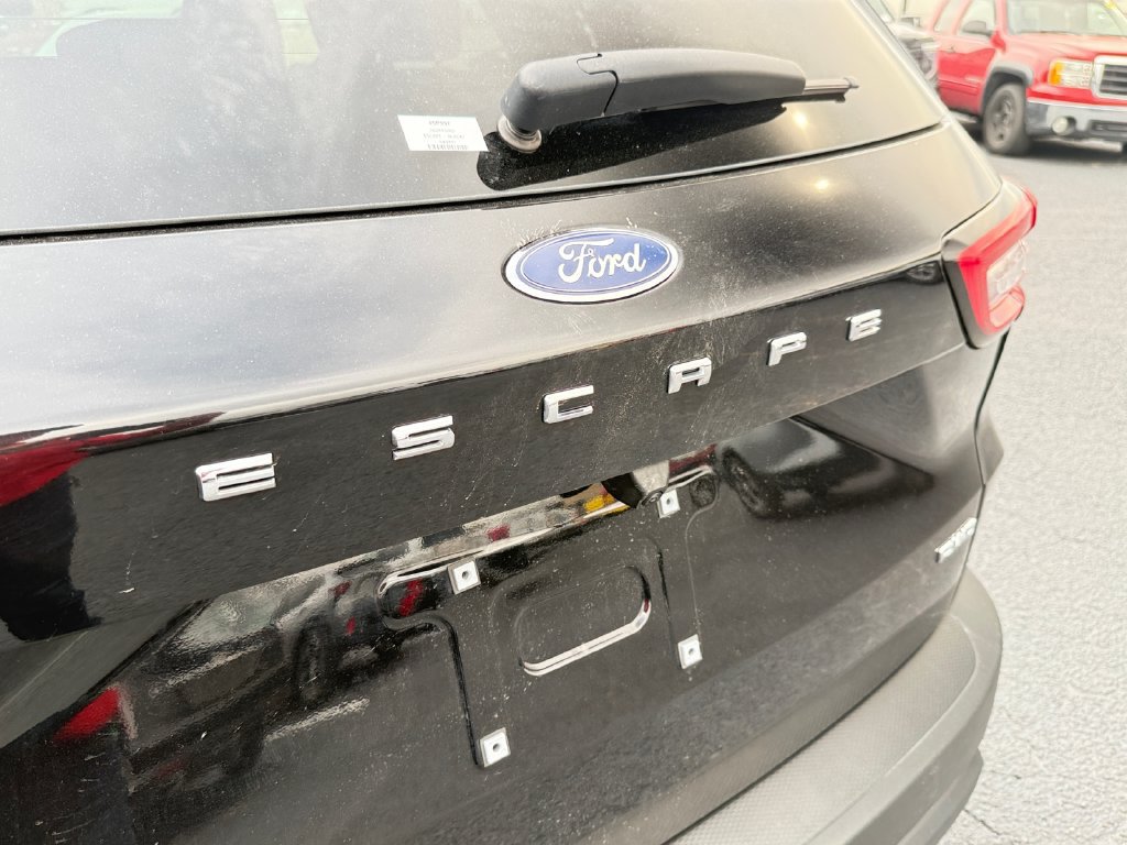 Used 2025 Ford Escape ST-Line Select AWD/4WD image 36