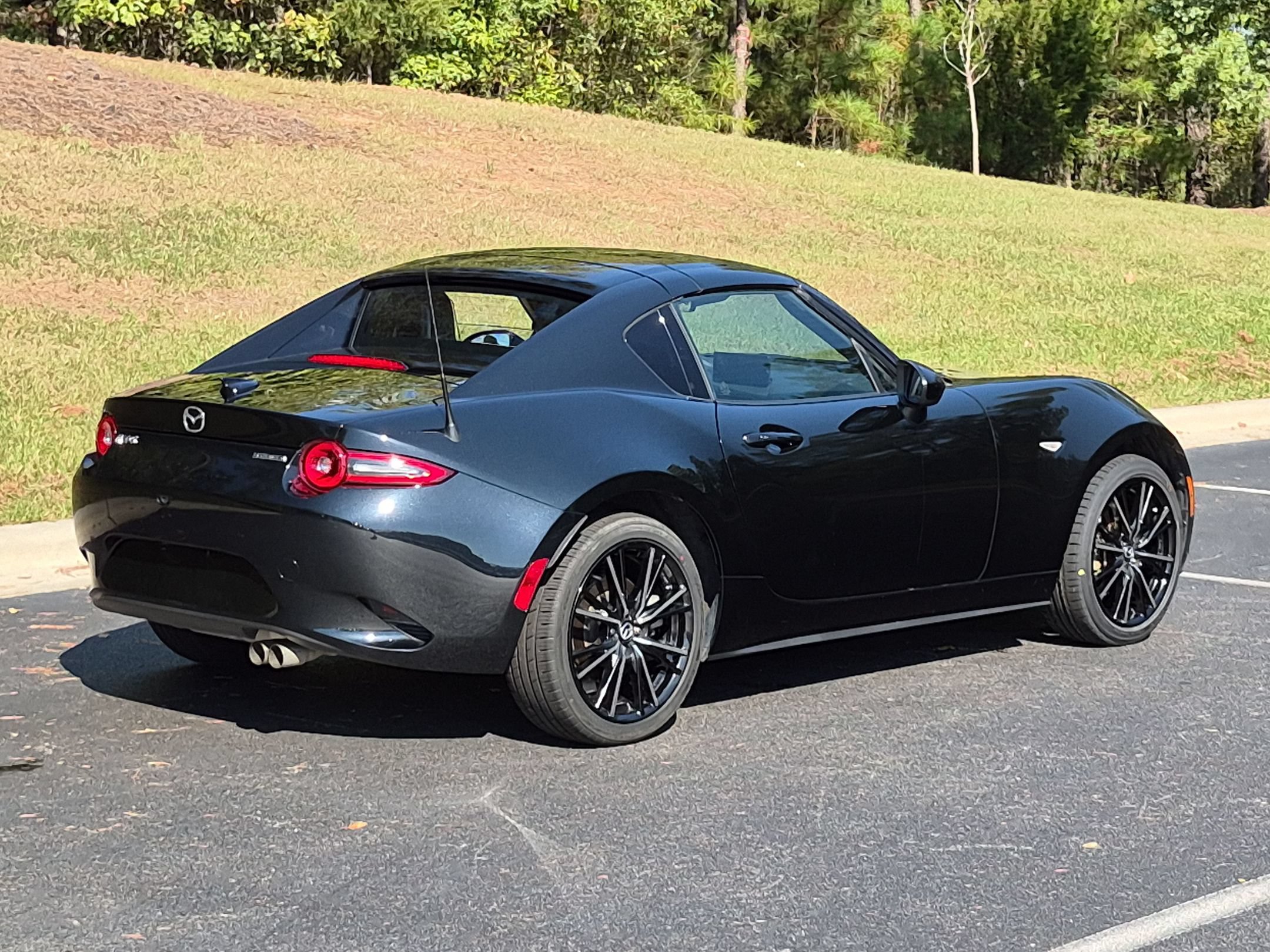 Used 2025 MAZDA MX-5 Miata RF Grand Touring RWD image 28
