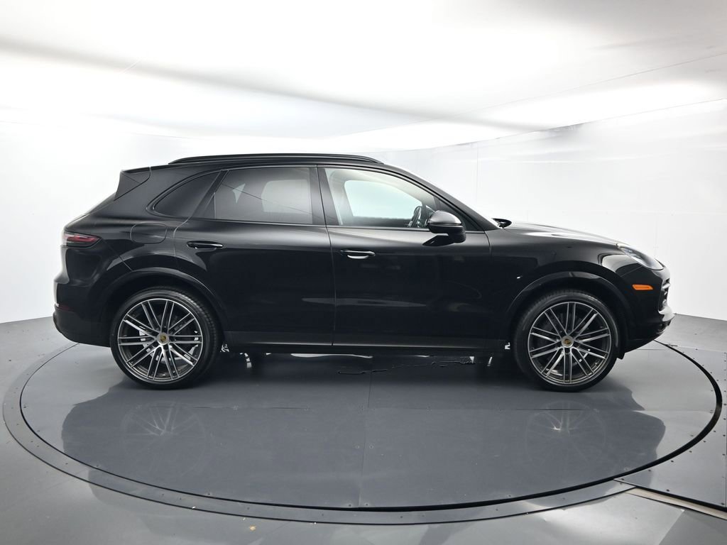 Certified 2021 Porsche Cayenne S AWD/4WD image 16