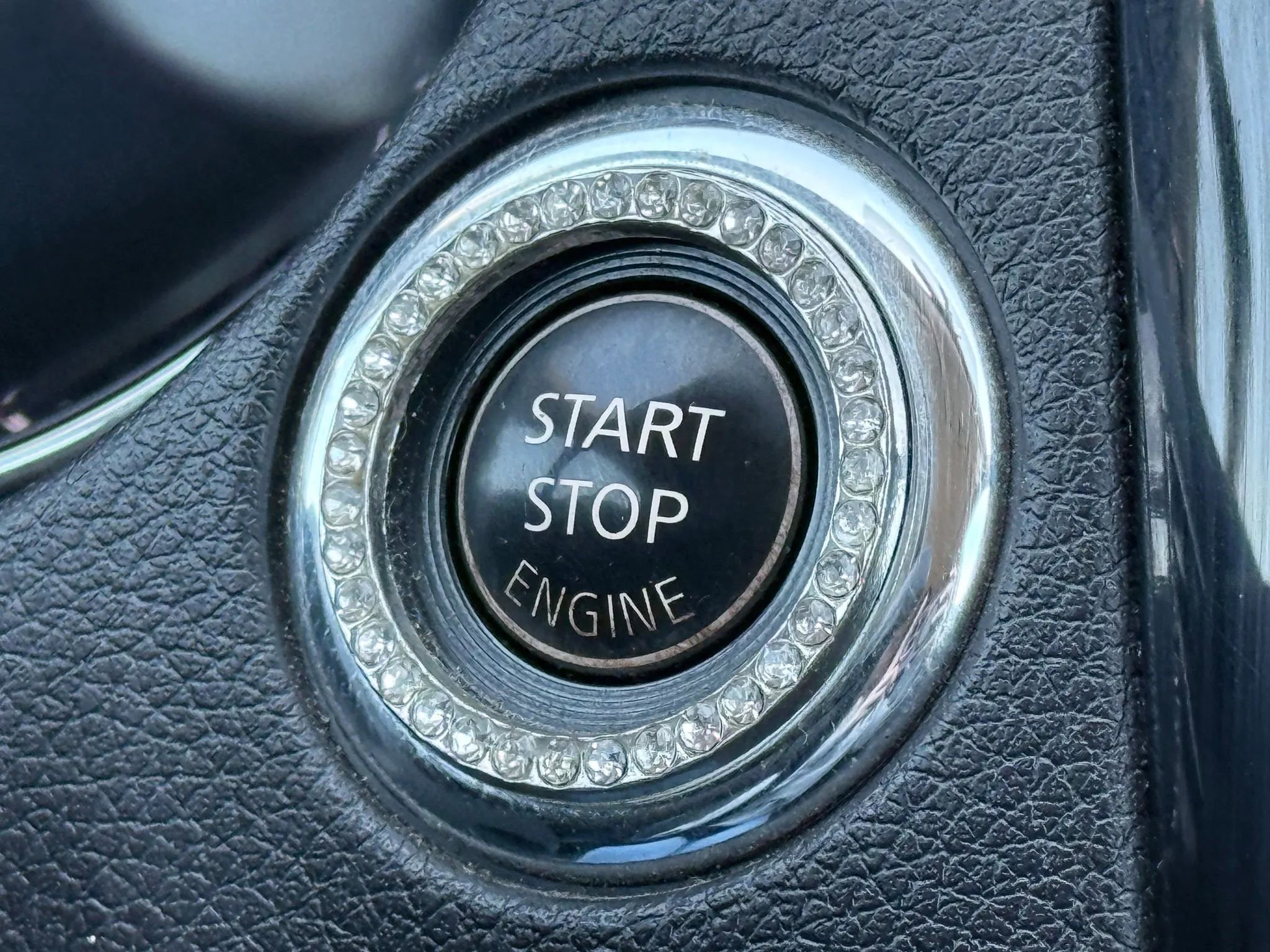 Used 2016 Nissan Rogue SL w/ SL Premium Package image 26