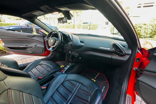 Used 2018 Ferrari 488 GTB image 76