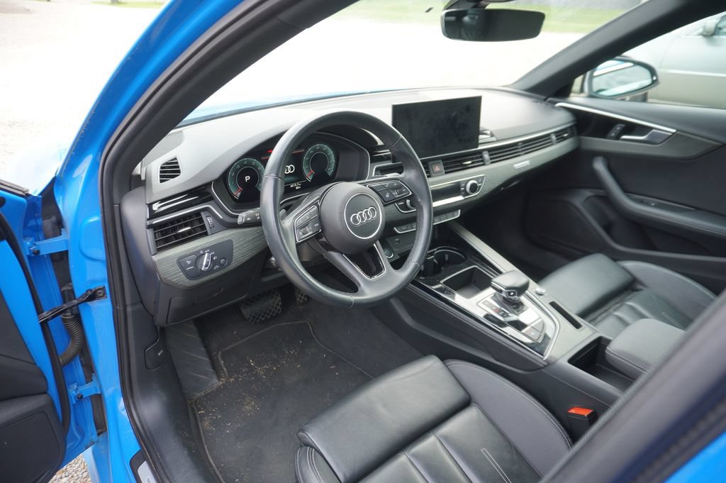Used 2022 Audi A4 2.0T Premium Plus AWD/4WD image 3