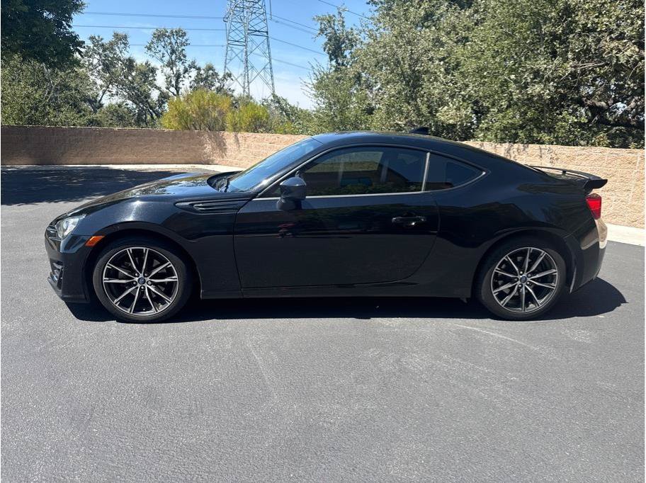 Used 2020 Subaru BRZ Limited RWD image 2