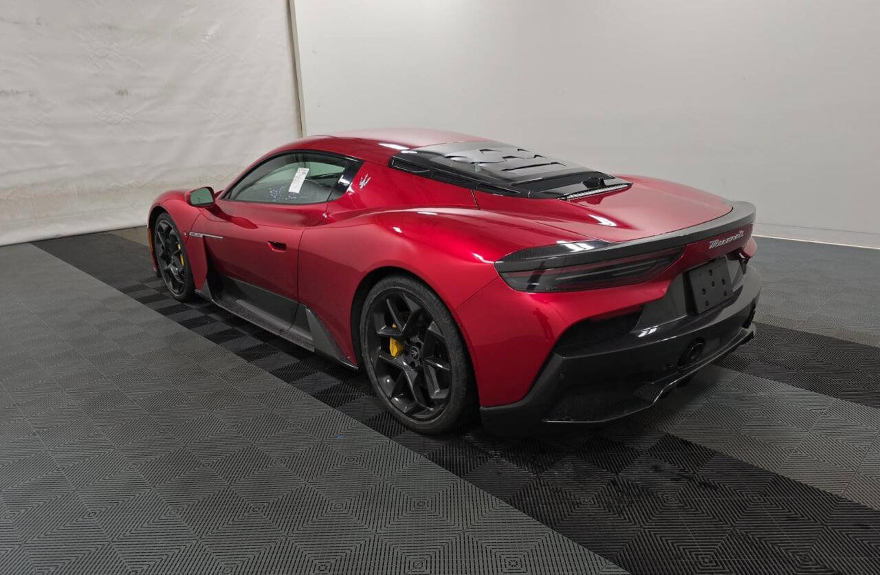 Used 2022 Maserati MC20 Coupe image 44