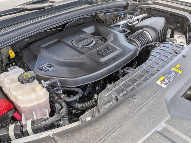 Used 2022 Jeep Grand Cherokee Overland AWD/4WD image 24