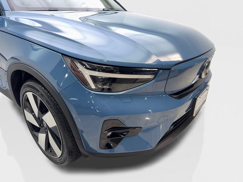 Used 2023 Volvo C40 P8 Recharge Ultimate AWD/4WD image 18
