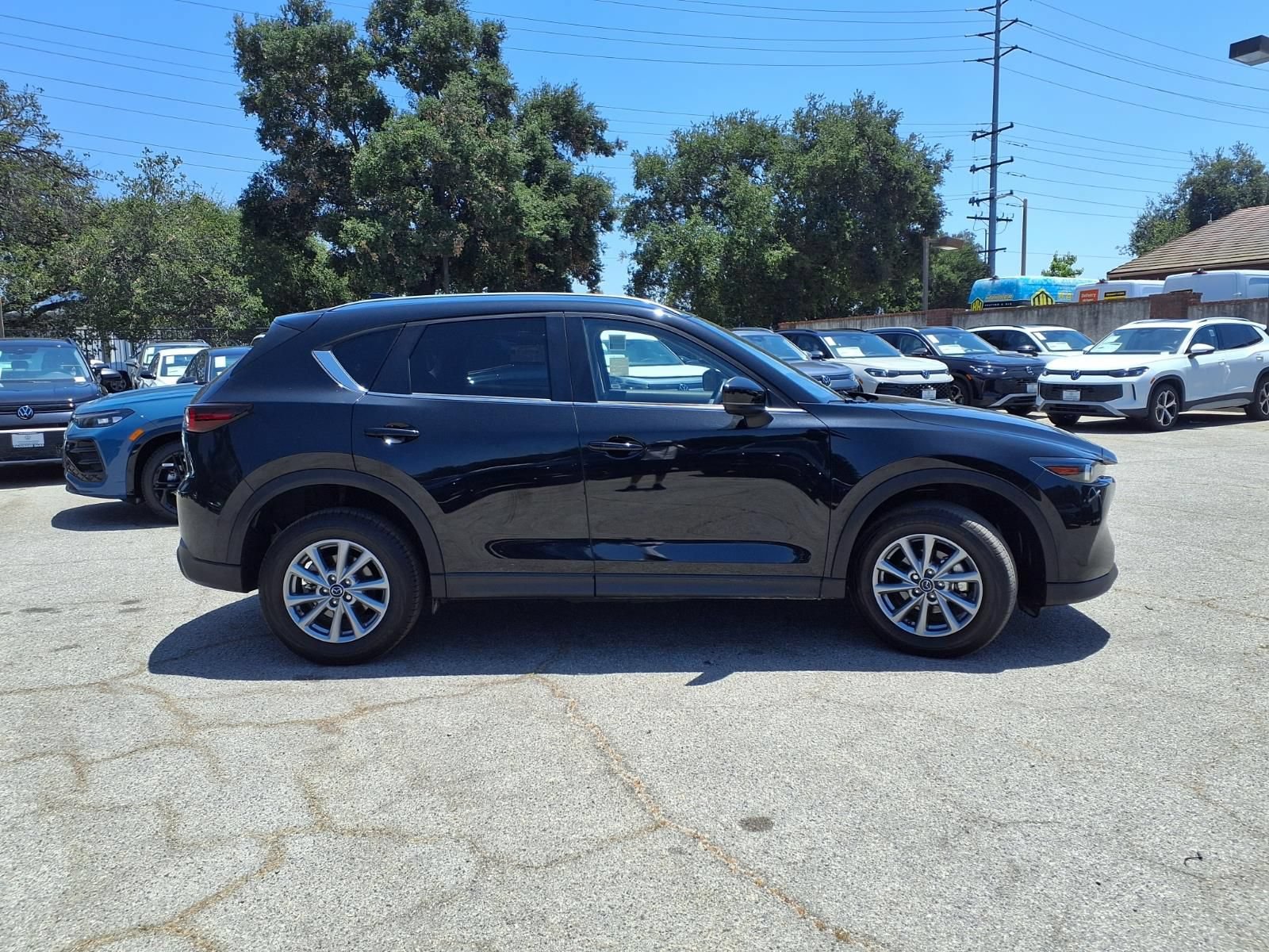 Certified 2023 MAZDA CX-5 AWD 2.5 S w/ Select Package image 3