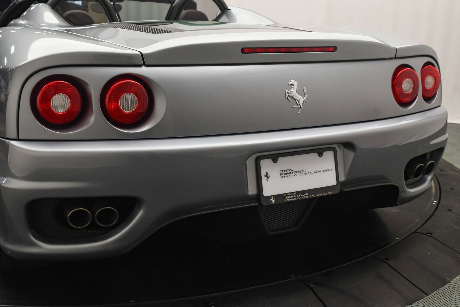 Used 2004 Ferrari 360 Spider RWD image 14