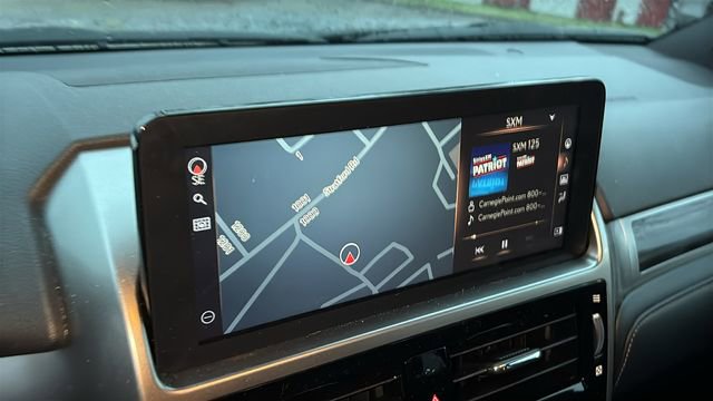 Used 2023 Lexus GX 460 Premium w/ Accessory Package image 20