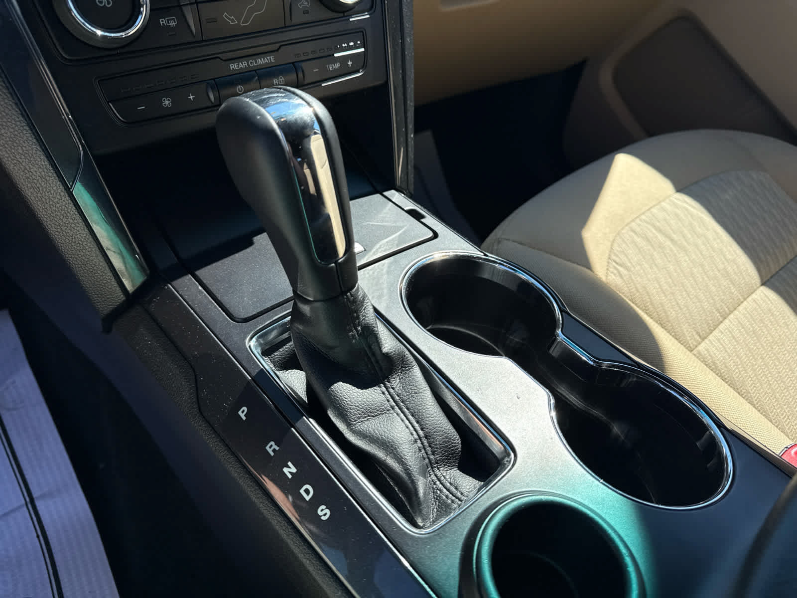 Used 2017 Ford Explorer FWD image 19