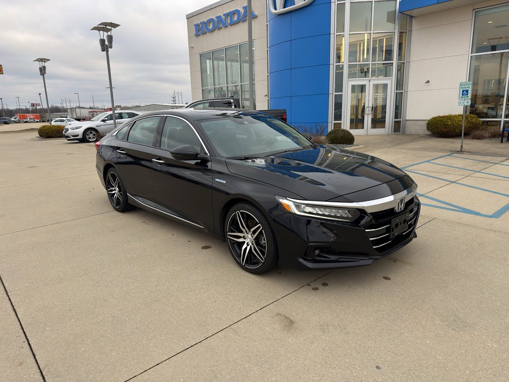 Used 2021 Honda Accord Touring image 3