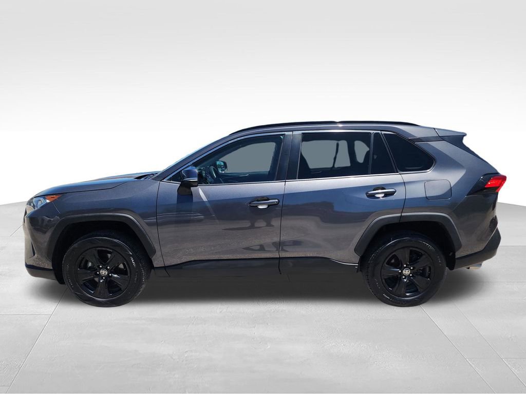 Used 2021 Toyota RAV4 XLE AWD/4WD image 6