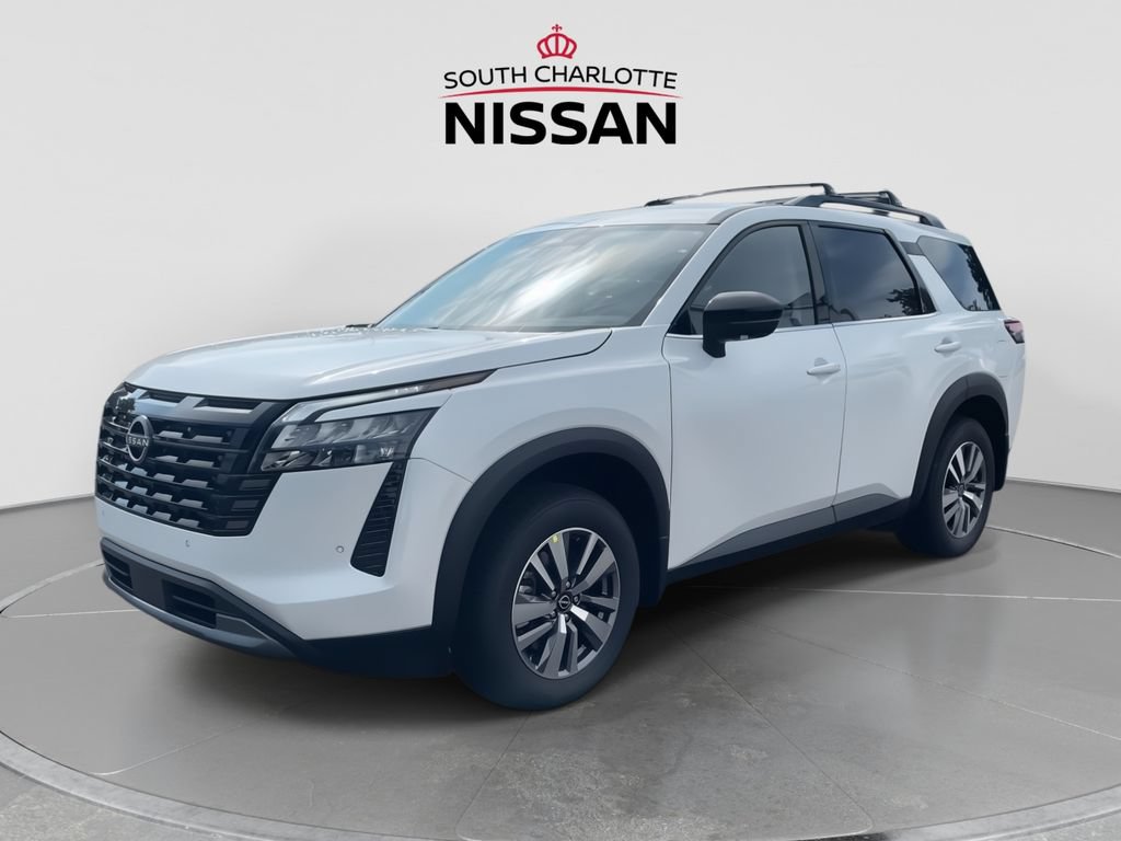 New 2026 Nissan Pathfinder SL FWD image 3