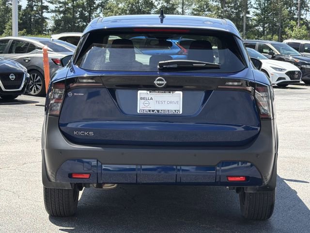 Certified 2025 Nissan Kicks SV FWD image 4