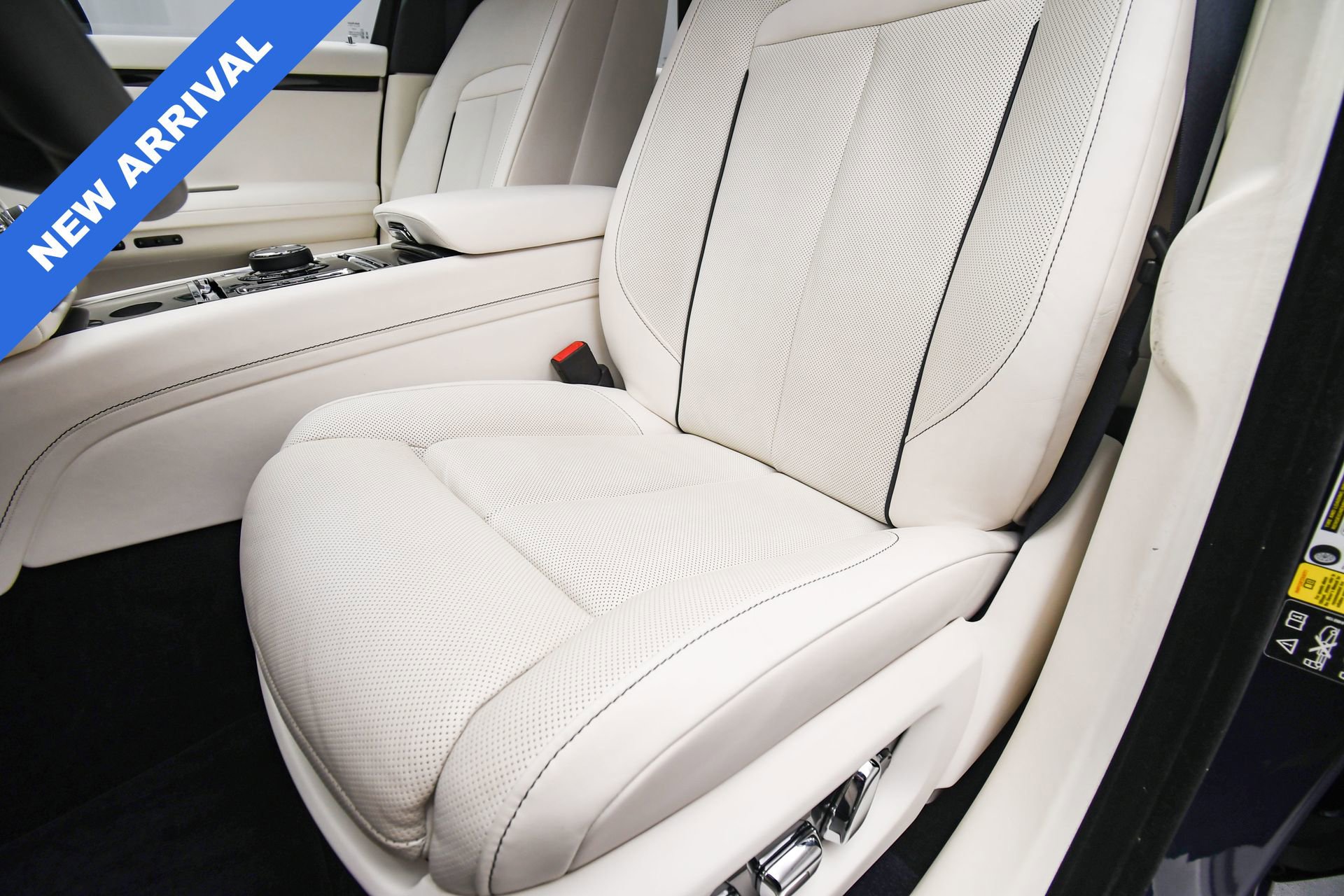 Used 2023 Rolls-Royce Ghost image 55