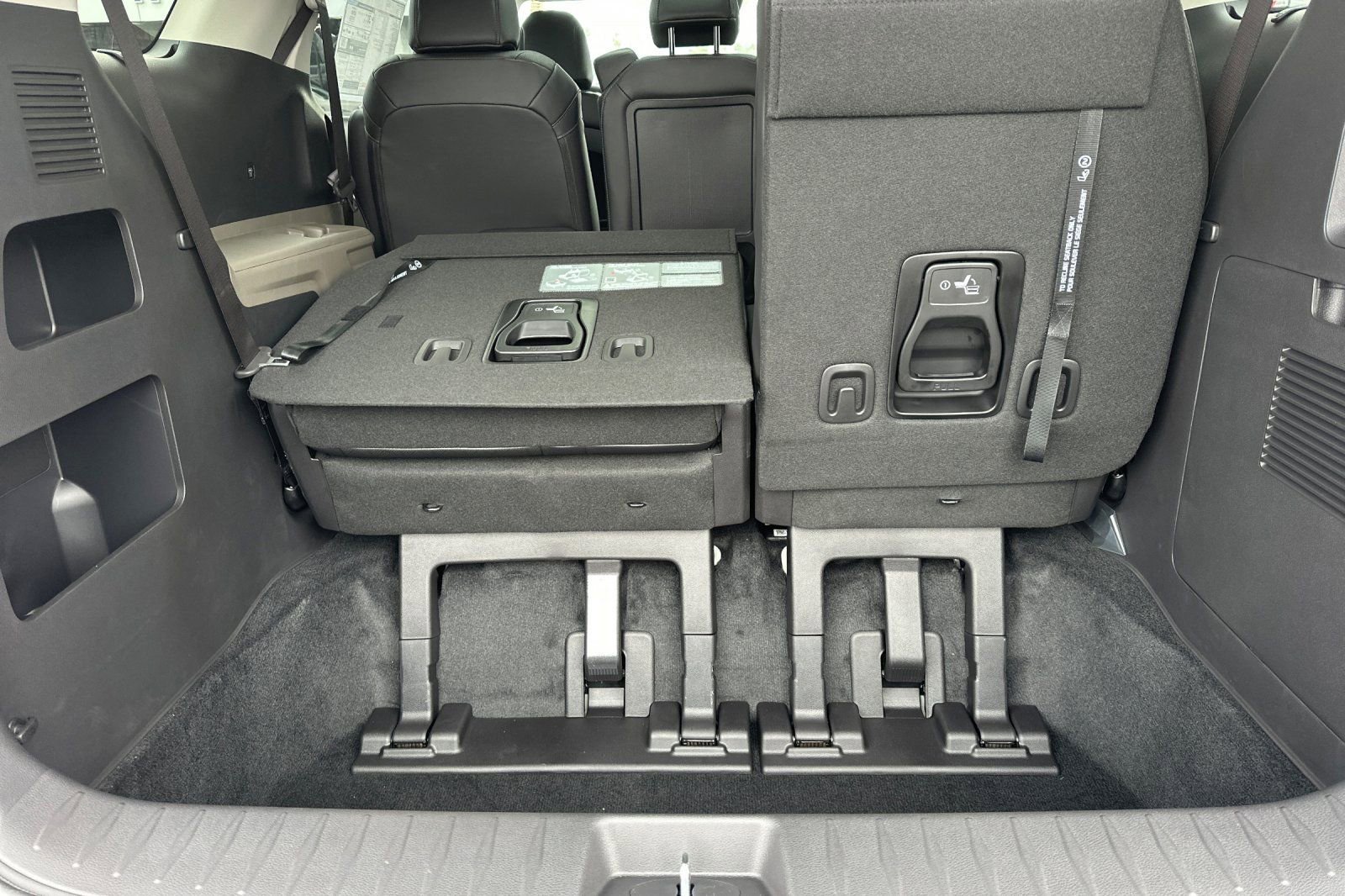 New 2026 Kia Carnival SX image 16