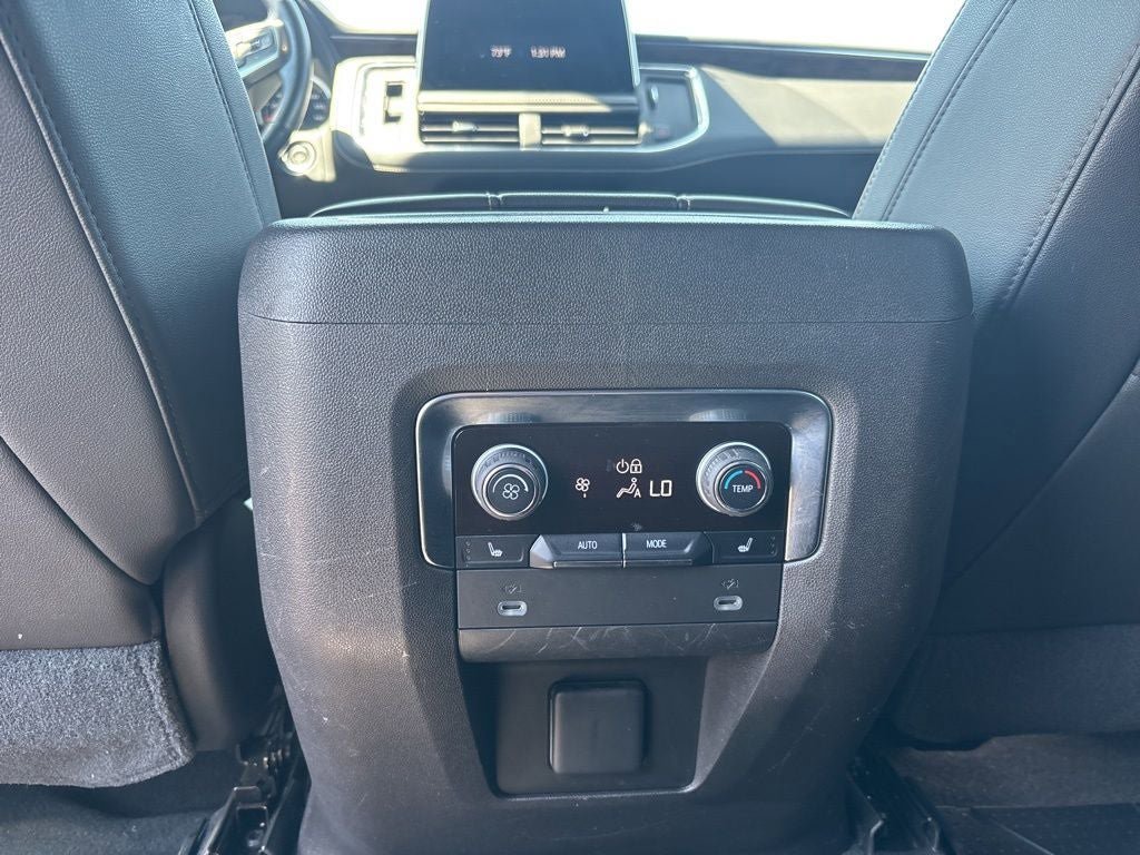 Used 2021 Chevrolet Tahoe Premier AWD/4WD image 30