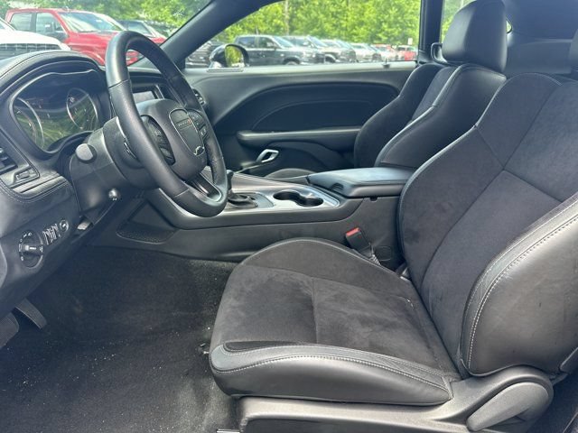 Used 2023 Dodge Challenger GT w/ Plus Package RWD image 10