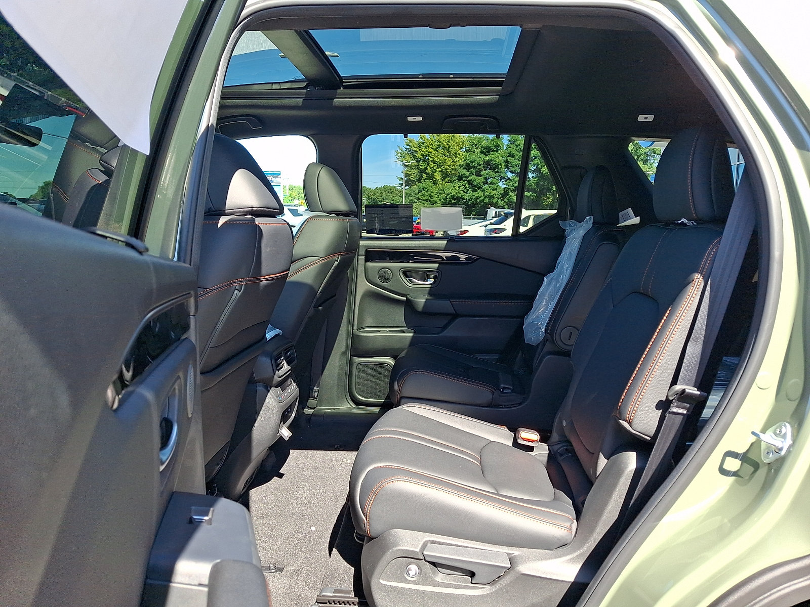 New 2026 Honda Pilot TrailSport image 5