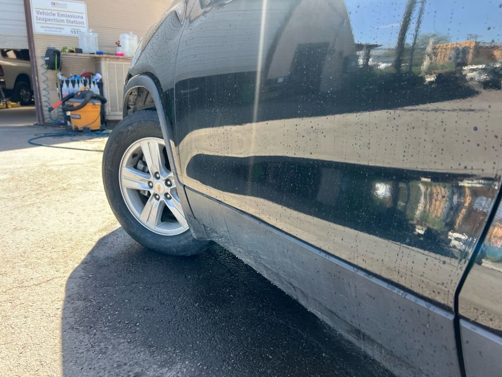 Used 2021 Chevrolet Trax LS FWD image 28