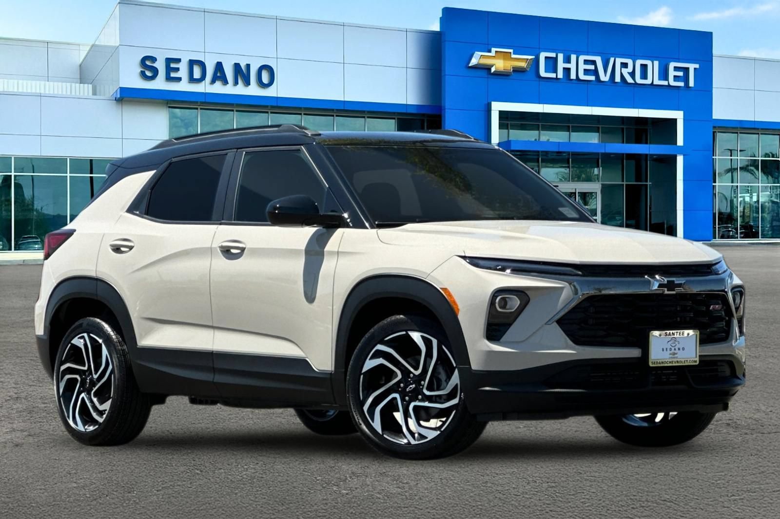 New 2026 Chevrolet TrailBlazer RS w/ Driver Confidence Package FWD image 2