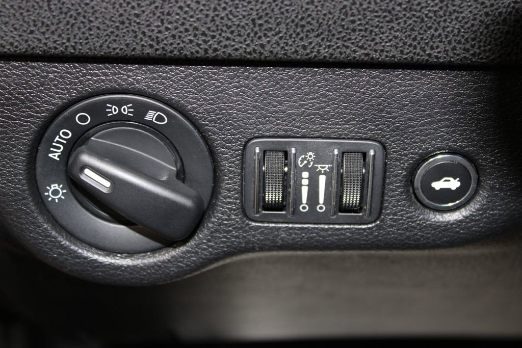 Used 2022 Dodge Charger SXT RWD image 31