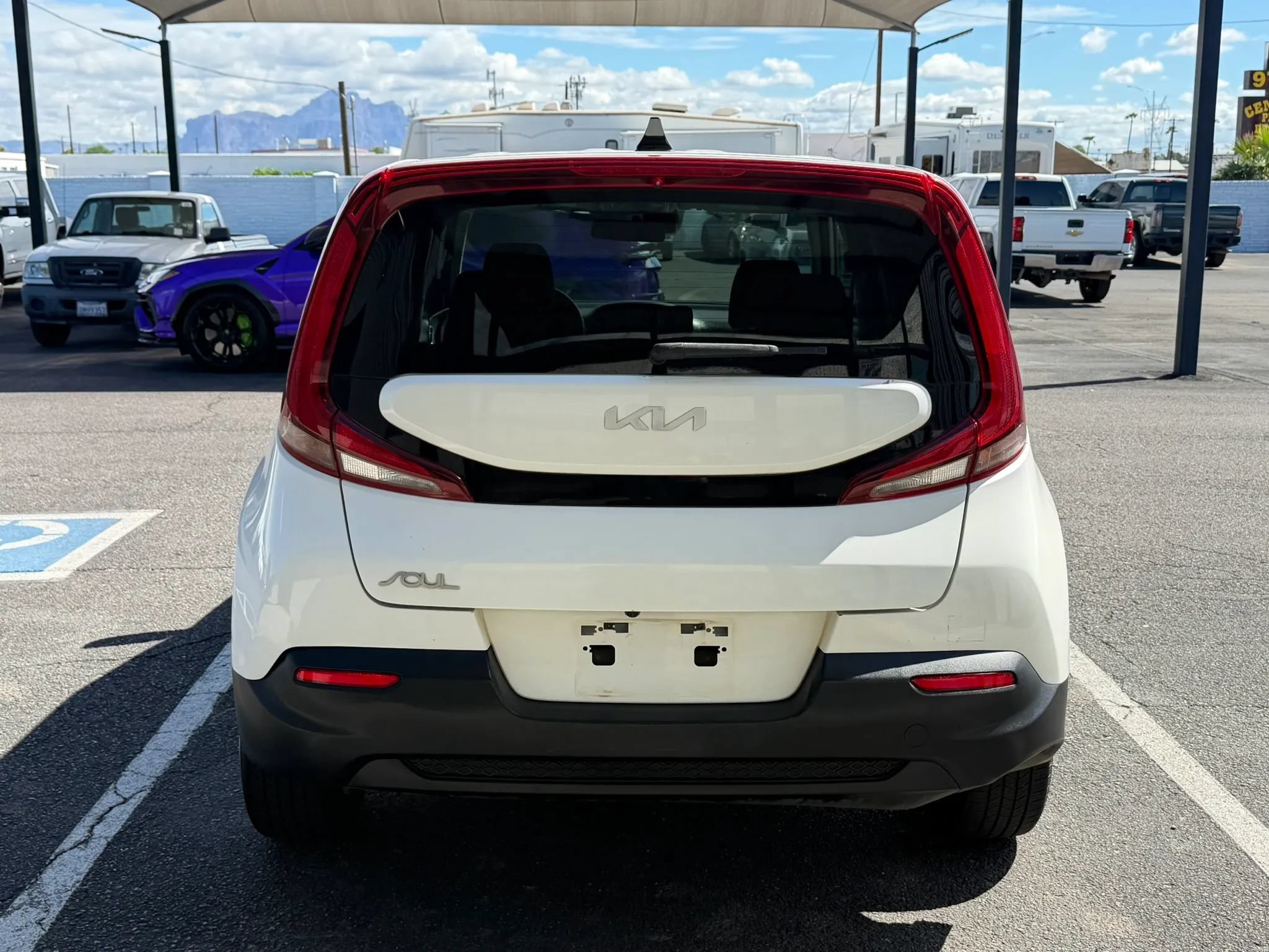 Used 2022 Kia Soul LX w/ Technology Package FWD image 7