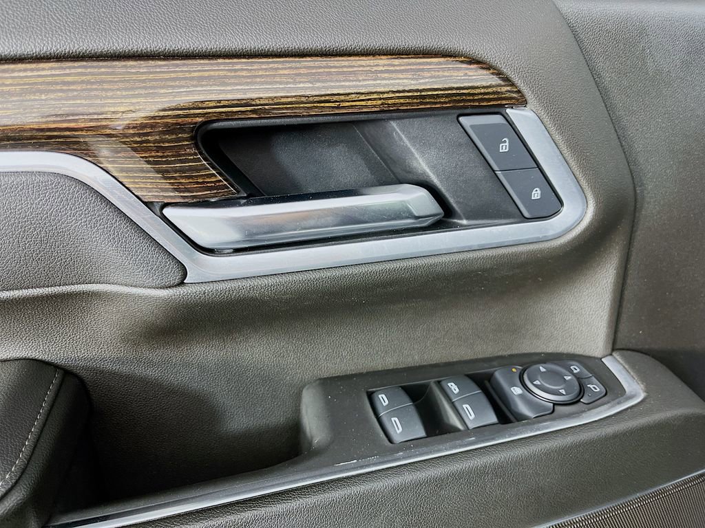 Used 2025 GMC Sierra 3500 SLE w/ SLE Value Package image 24