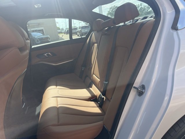 New 2025 BMW 330i xDrive Sedan w/ Premium Package AWD/4WD image 22