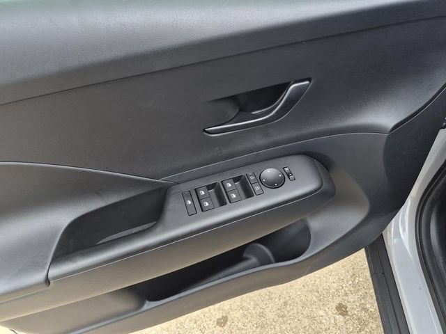 Used 2026 Hyundai Kona SEL Sport FWD image 18