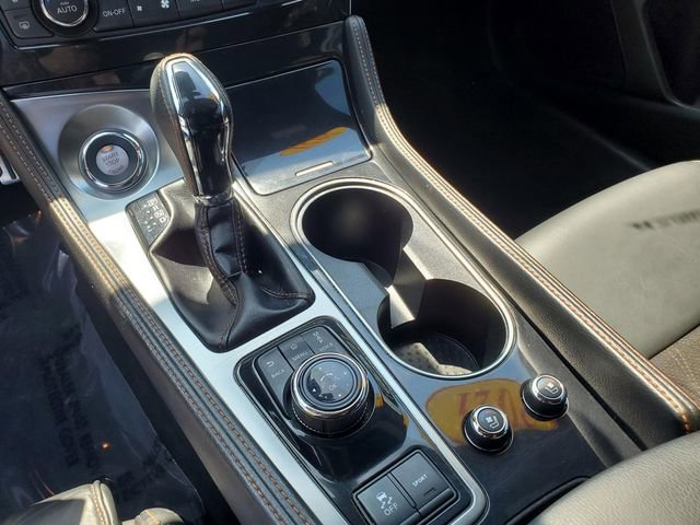 Used 2021 Nissan Maxima SR w/ Sport Mat Group FWD image 23
