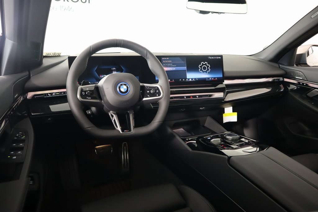 New 2025 BMW i5 xDrive40 w/ M Sport Package image 2