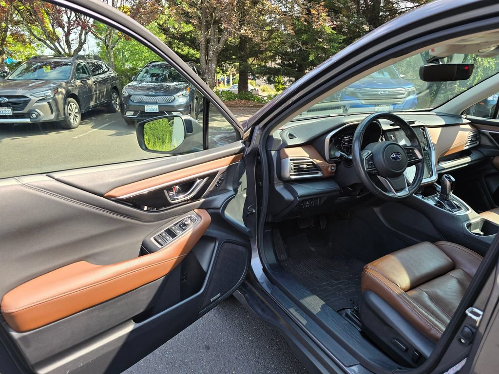 Used 2020 Subaru Outback Touring XT AWD/4WD image 6