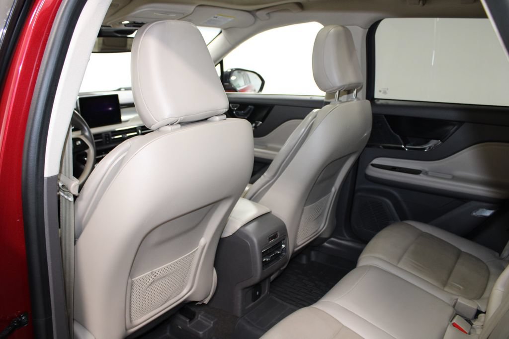Used 2021 Lincoln Corsair AWD w/ Premium Package image 25