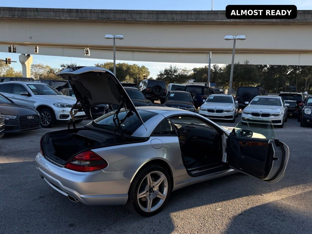 Used 2009 Mercedes-Benz SL 550 image 21