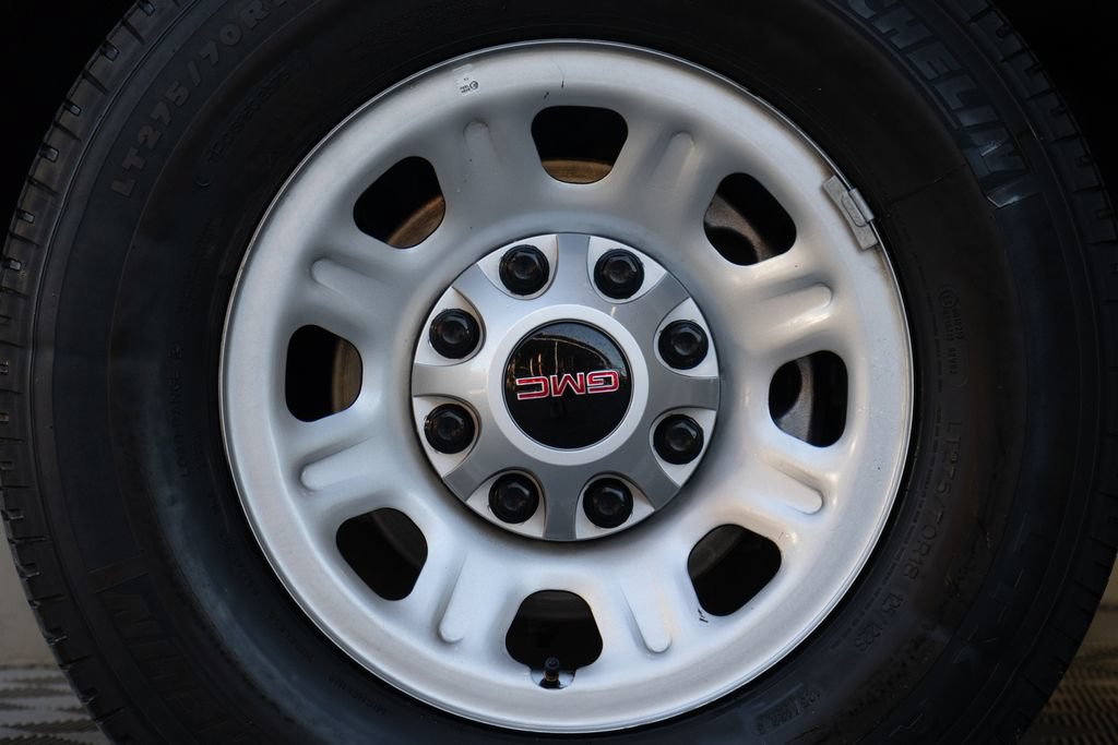 Used 2022 GMC Sierra 3500 Pro w/ Convenience Package RWD image 10