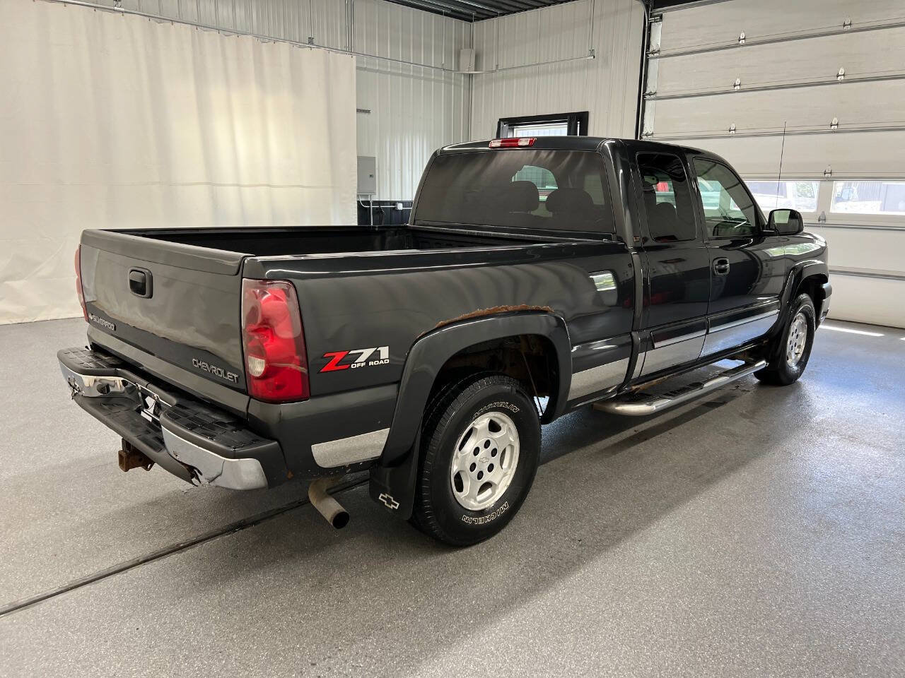Used 2003 Chevrolet Silverado 1500 LT w/ Off-Road Package AWD/4WD image 4