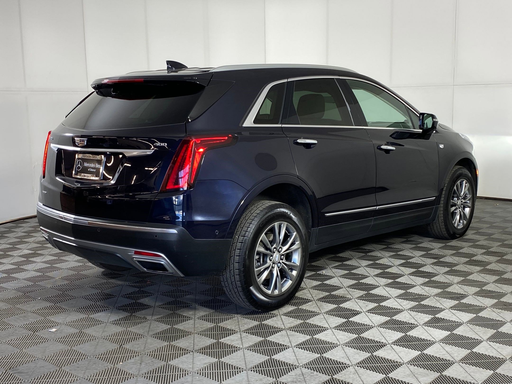 Used 2021 Cadillac XT5 Premium Luxury image 9