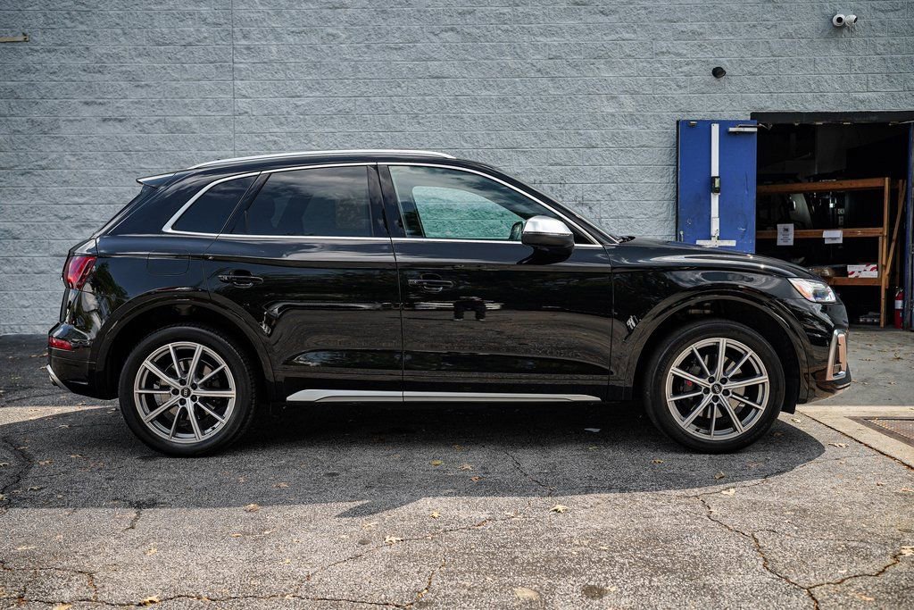 Used 2023 Audi SQ5 Premium w/ Convenience Package image 17