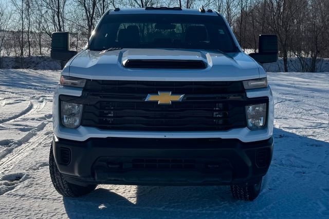 Used 2025 Chevrolet Silverado 3500 W/T image 13