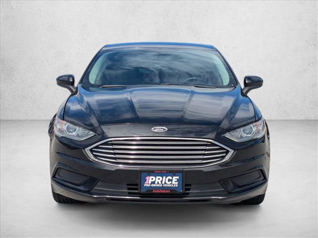 Used 2017 Ford Fusion SE video 2