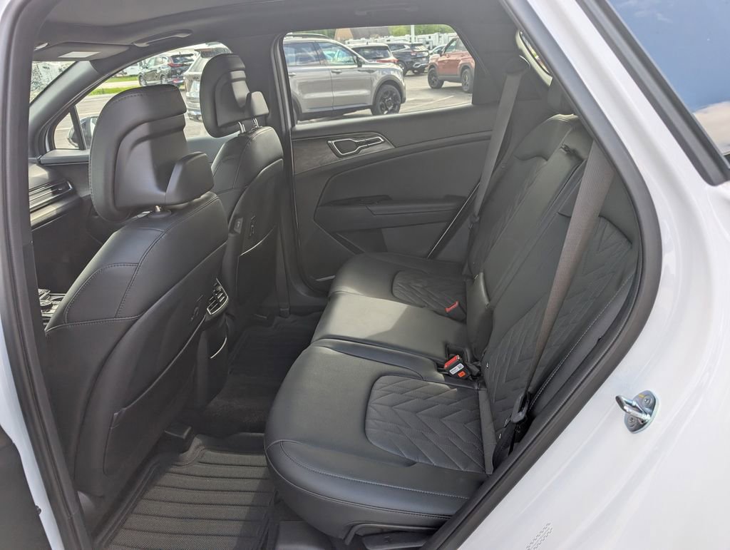 Used 2025 Kia Sportage X-Line w/ Premium Package AWD/4WD image 9