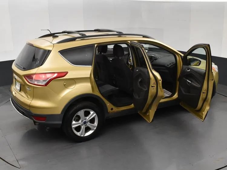 Used 2014 Ford Escape SE w/ Equipment Group 201A AWD/4WD image 6