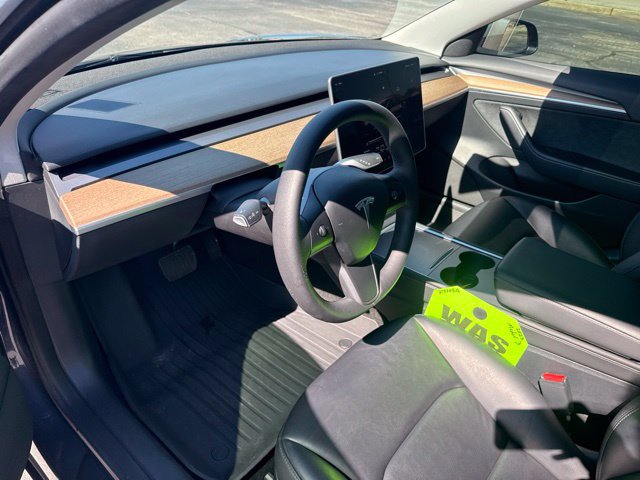 Used 2023 Tesla Model 3 Standard Range RWD image 24