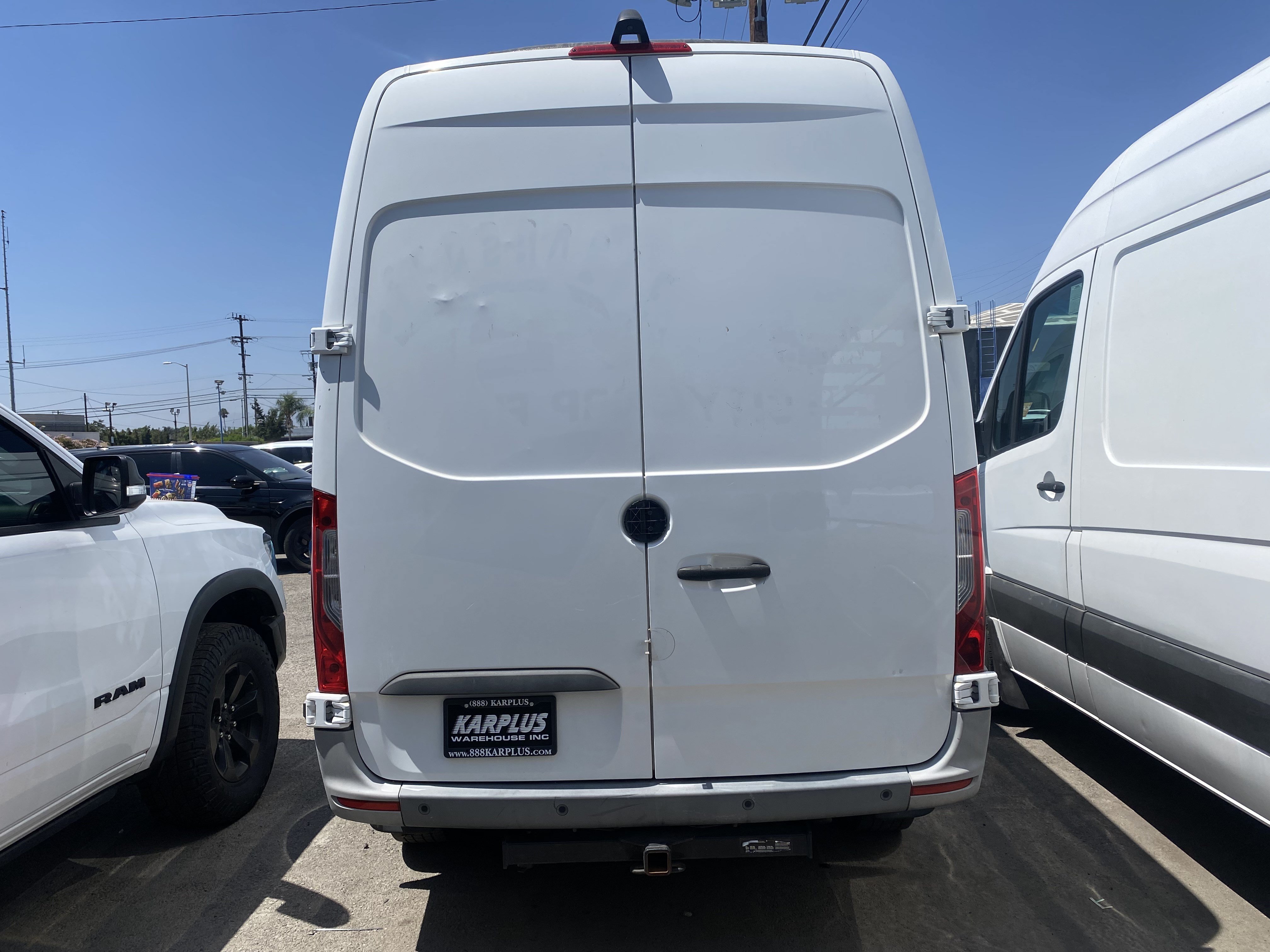 Used 2021 Mercedes-Benz Sprinter 2500 w/ Premium Plus Package image 9