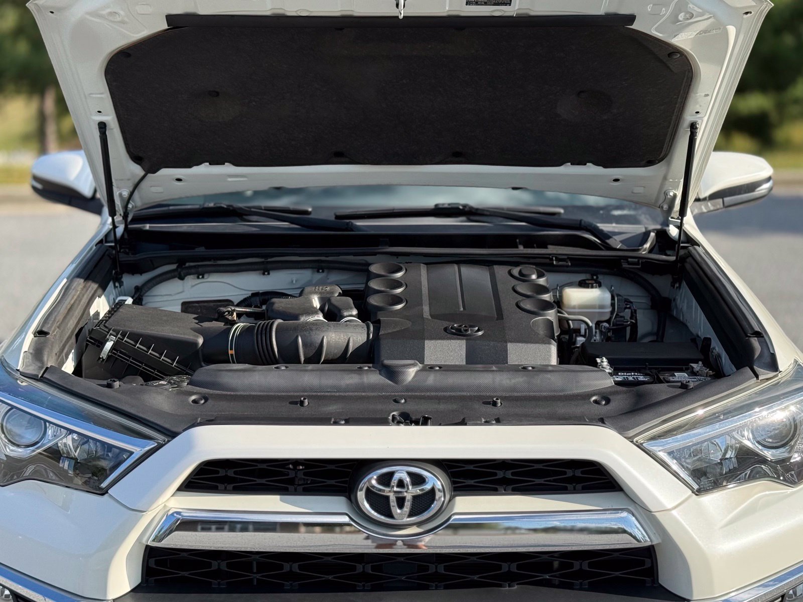 Used 2019 Toyota 4Runner Limited AWD/4WD image 49