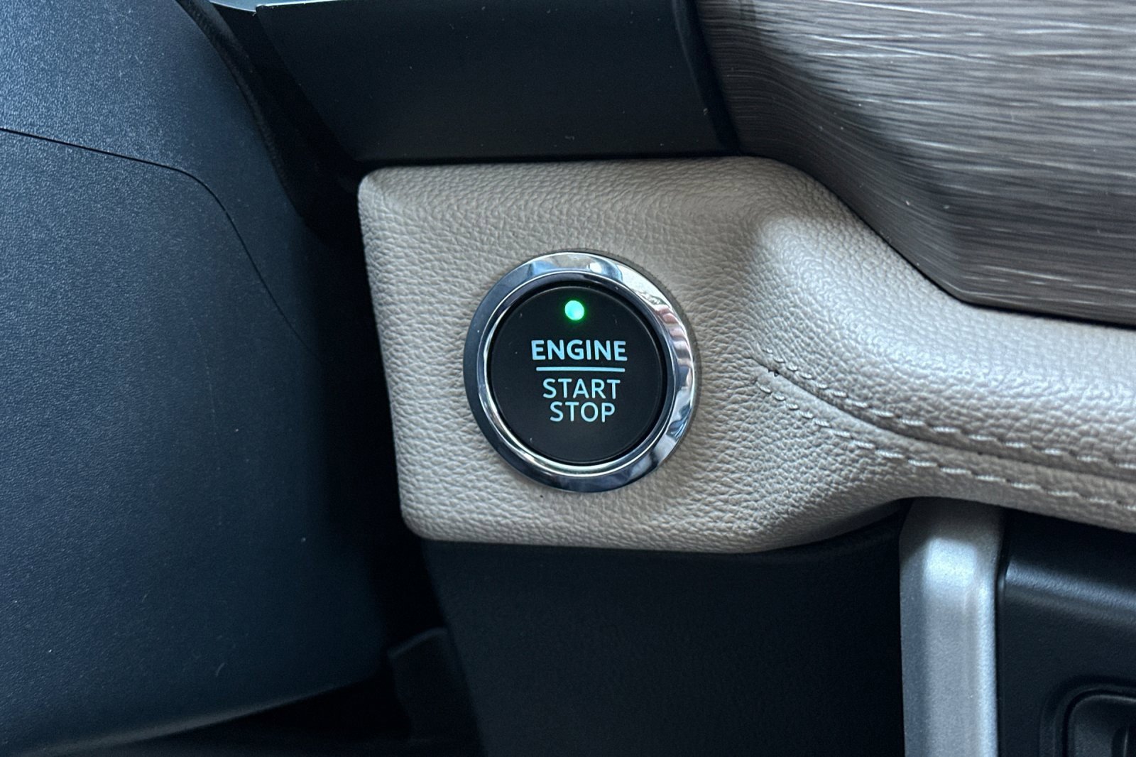 Used 2023 Ford Expedition Max Limited image 23