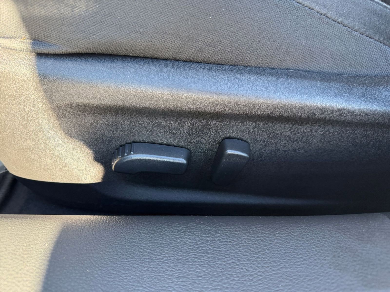 Used 2025 Nissan Altima 2.5 SV image 23