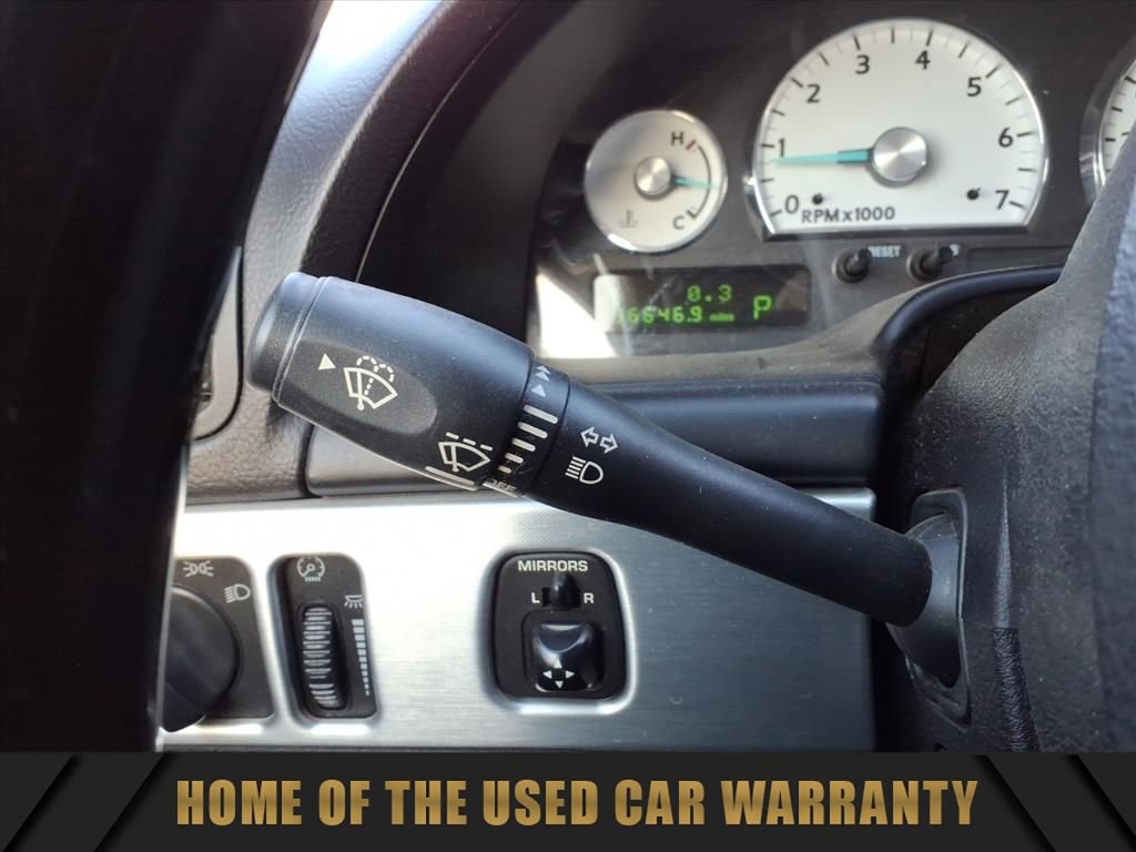 Used 2003 Ford Thunderbird Deluxe image 26