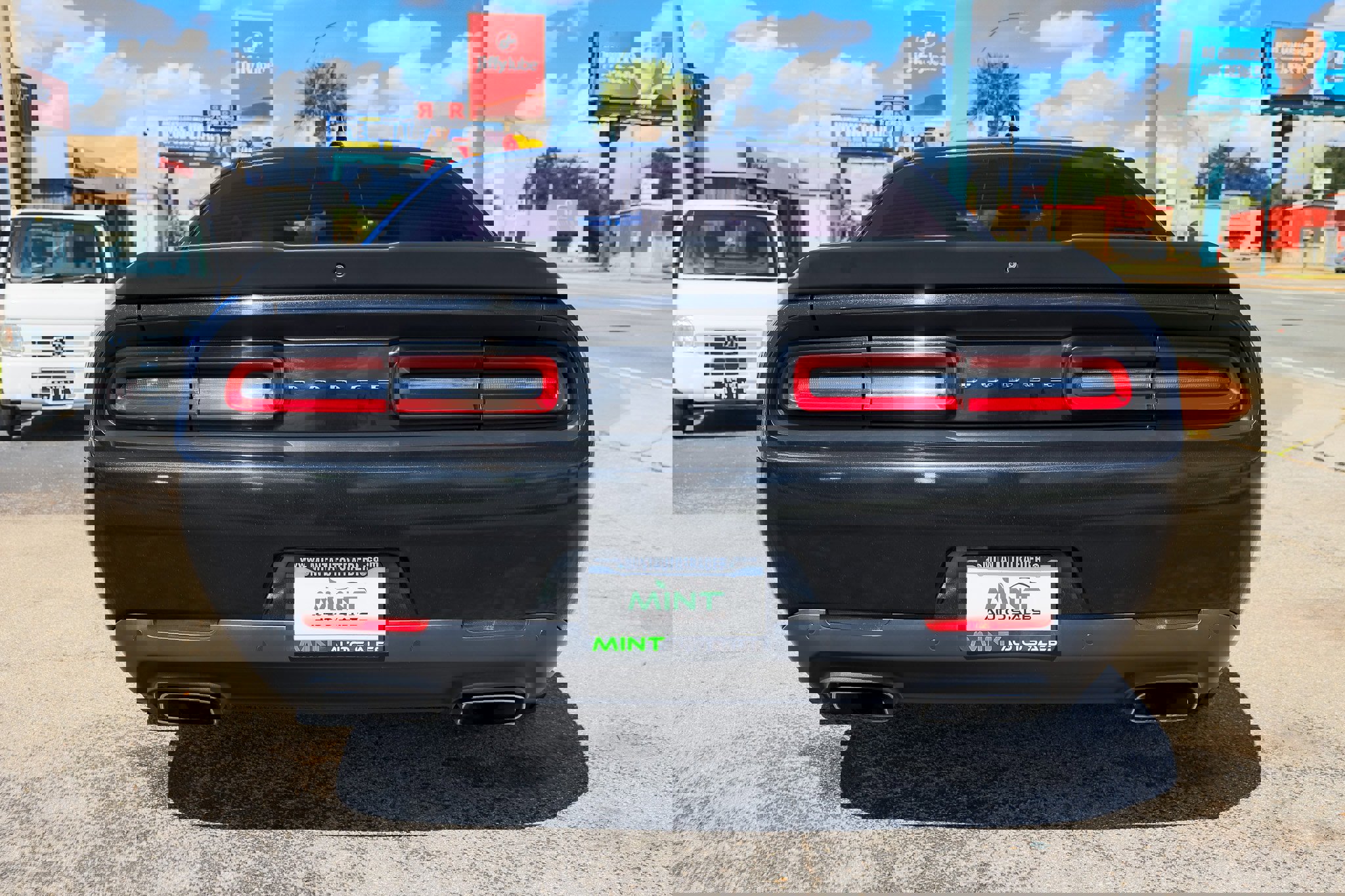 Used 2015 Dodge Challenger R/T Scat Pack w/ Scat Pack Appearance Package image 12